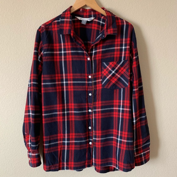 Old Navy Tops - Old Navy Plaid Flannel The Classic Shirt
